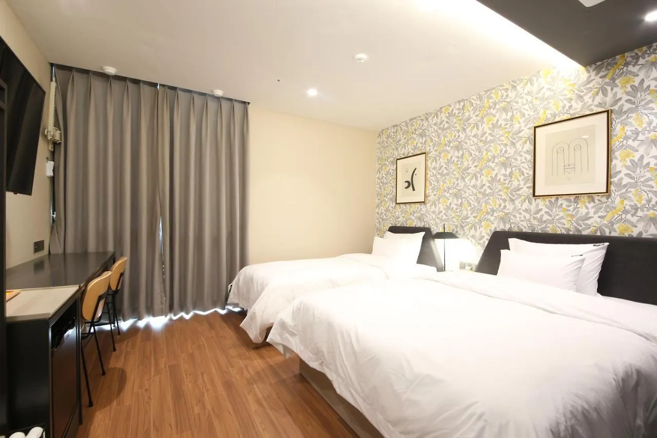 Motel Brown Dot Hotel Sajik Stadium Busan