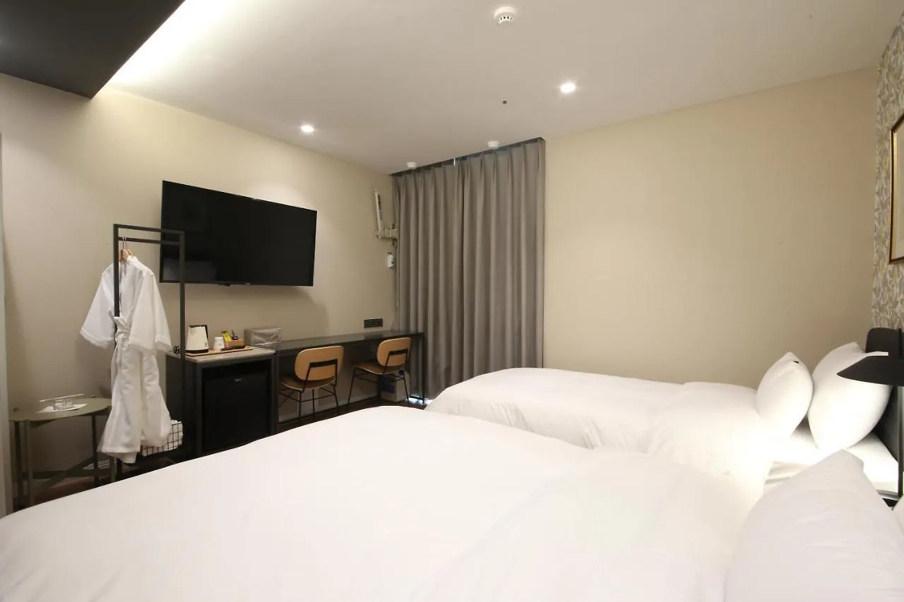 Brown Dot Hotel Sajik Stadium Busan