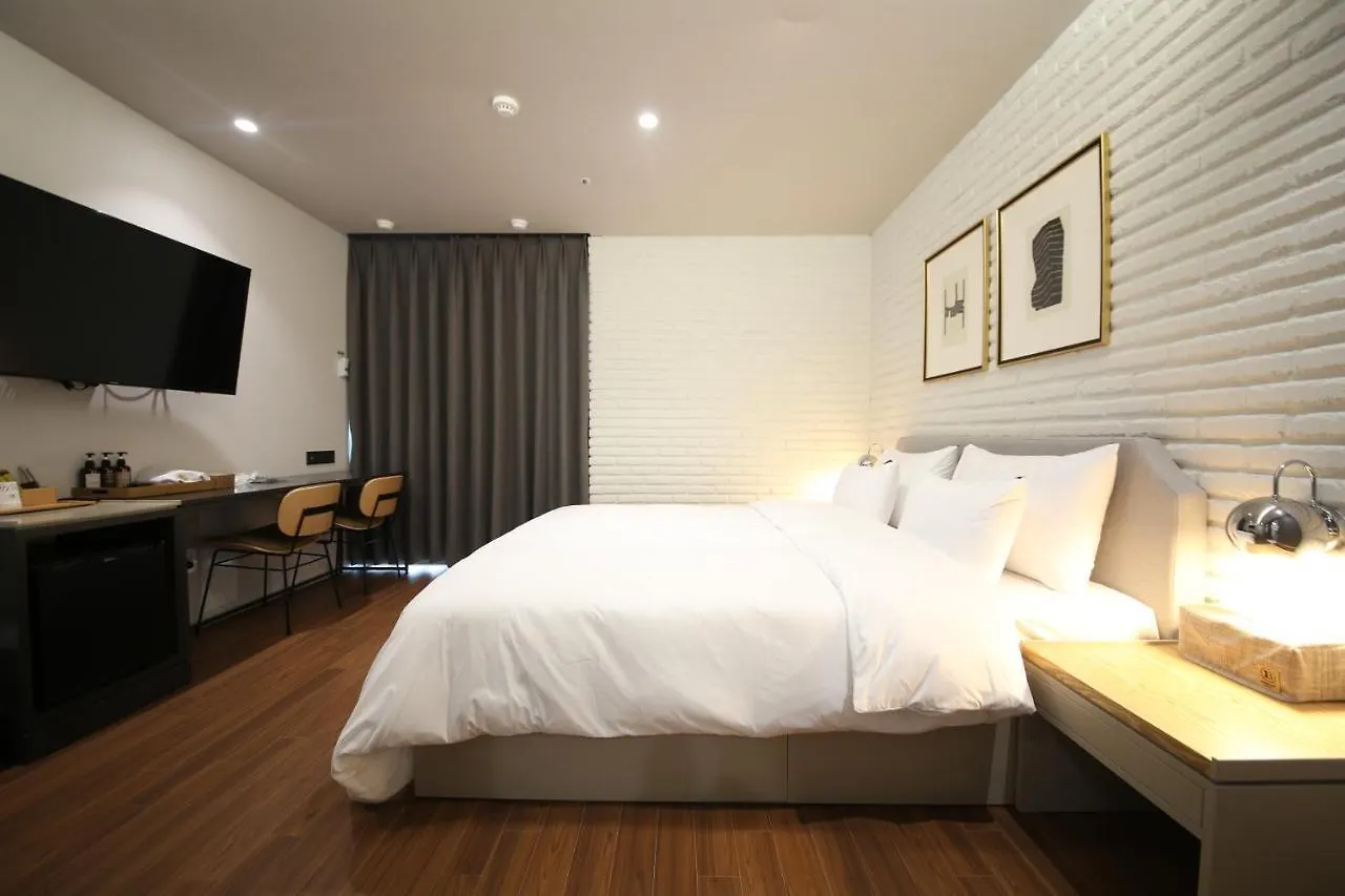 Brown Dot Hotel Sajik Stadium Ciudad Metropolitana de Ciudad Metropolitana de Busan 2*,